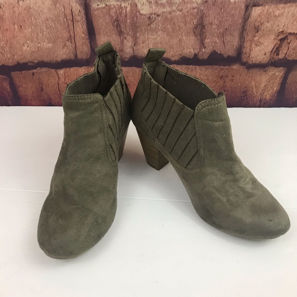 Gray Ankle Booties by Trand Report Sz 8